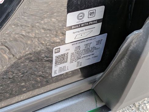 Used 2023 GMC Acadia SLE w/ Driver Convenience Package image 33