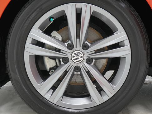 Used 2021 Volkswagen Jetta R-Line w/ R-Line Cold Weather Package image 28