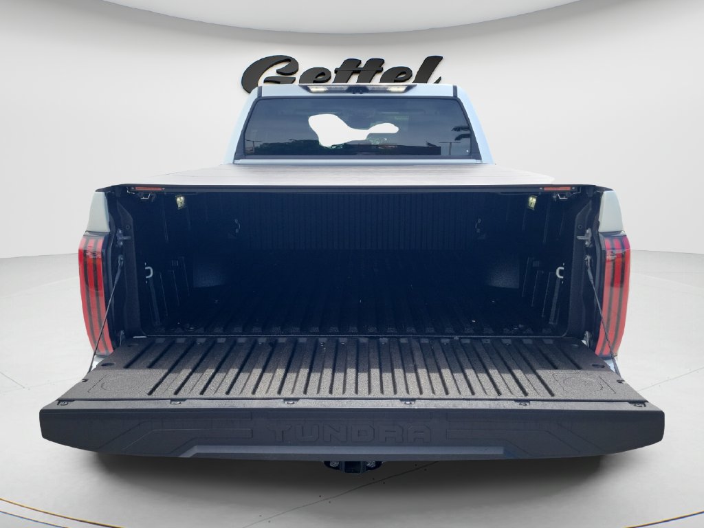 Used 2024 Toyota Tundra Limited AWD/4WD image 9