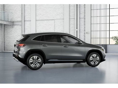 New 2026 Mercedes-Benz GLA 250 4MATIC image 18