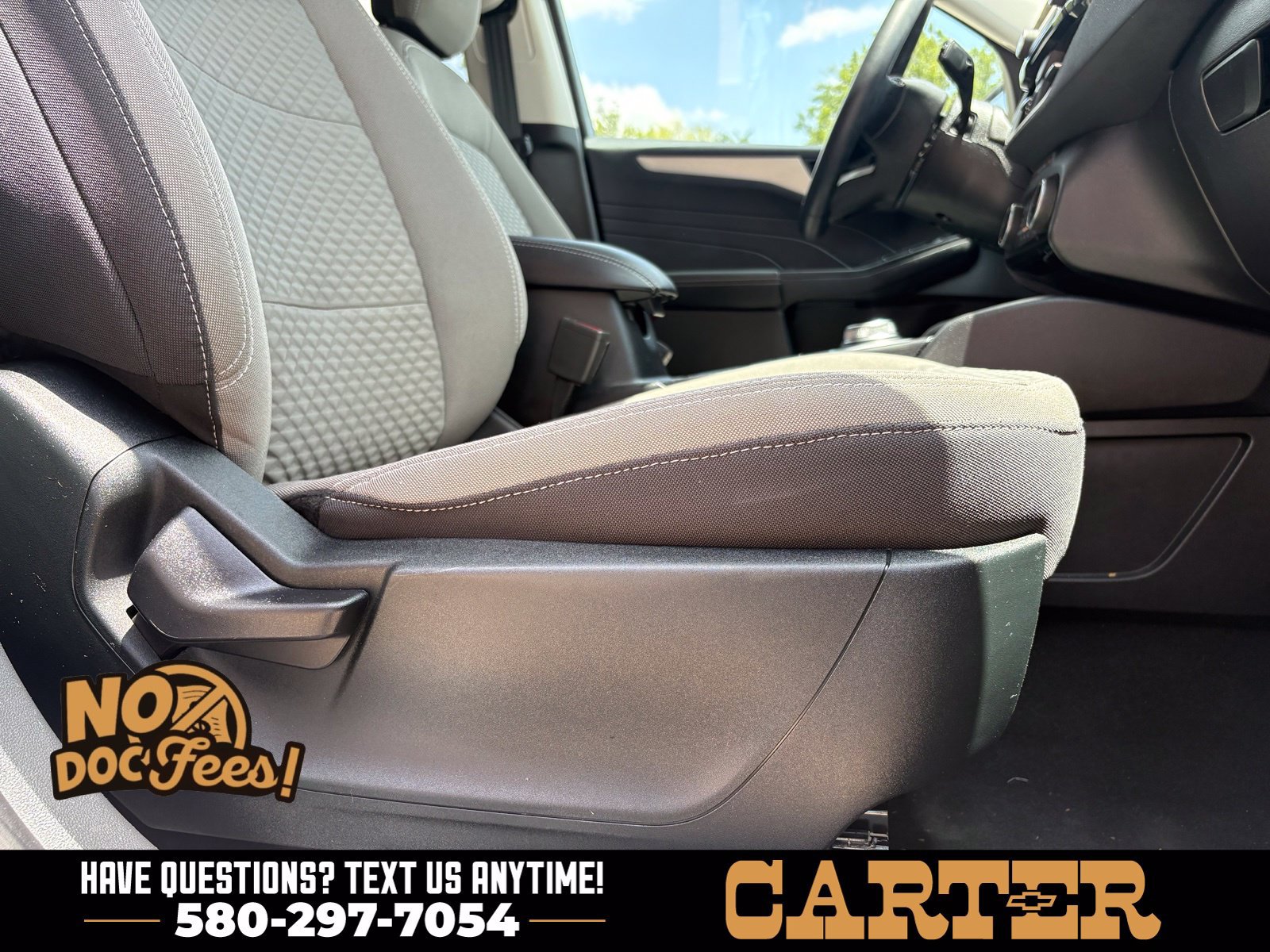 Used 2022 Ford Escape SE w/ SE Sport Appearance Package AWD/4WD image 23