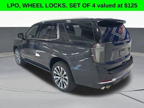 Used 2025 Chevrolet Tahoe High Country AWD/4WD image 6