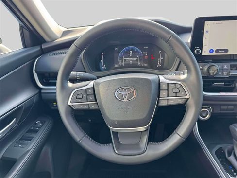 Used 2026 Toyota Grand Highlander XLE image 15