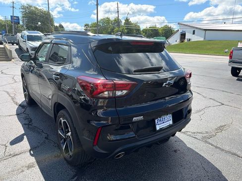 Used 2023 Chevrolet TrailBlazer RS w/ Sun and Liftgate Package AWD/4WD image 6