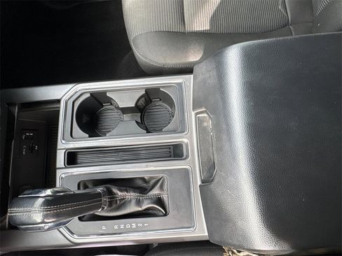 Used 2015 Ford F150 XLT w/ Equipment Group 302A Luxury image 28