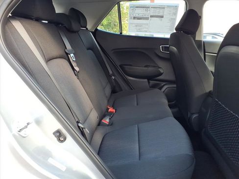 New 2025 Hyundai Venue SE image 6