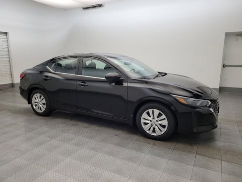 Used 2024 Nissan Sentra S FWD image 11