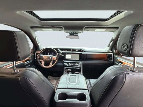 Used 2022 GMC Sierra 1500 Denali image 10