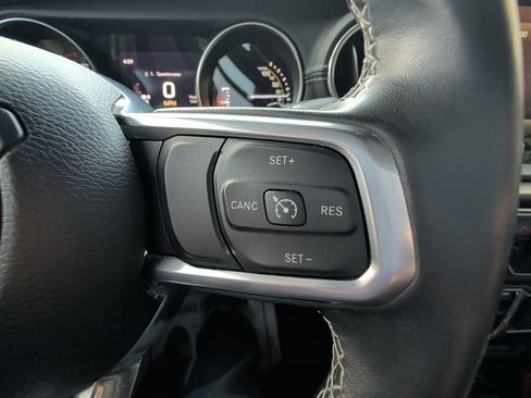 Used 2021 Jeep Wrangler Unlimited Sahara 4xe image 23