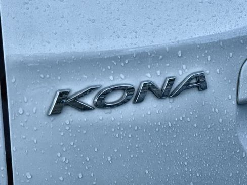 Used 2023 Hyundai Kona SEL AWD/4WD image 10
