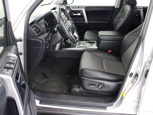 Used 2021 Toyota 4Runner SR5 Premium AWD/4WD image 14