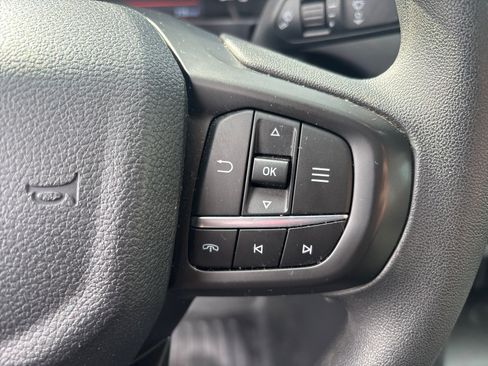 Used 2024 Ford Ranger XL image 18