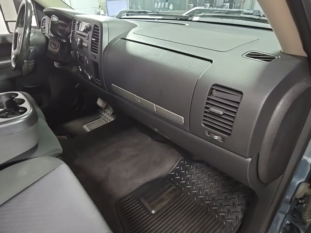 Used 2014 GMC Sierra 2500 SLE w/ SLE Preferred Package AWD/4WD image 29
