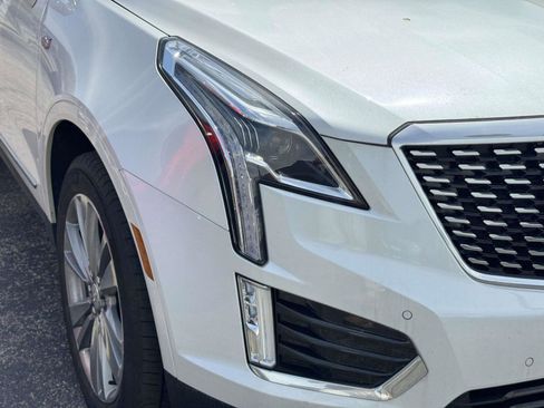 Certified 2023 Cadillac XT5 Premium Luxury AWD/4WD image 5