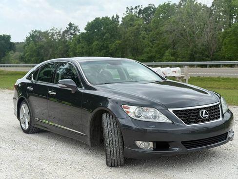 Used 2011 Lexus LS 460 w/ Touring Edition RWD image 7
