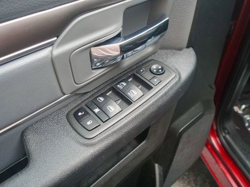 Used 2024 RAM 1500 Classic SLT image 18