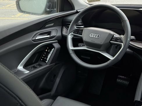 New 2025 Audi Q5 2.0T Premium Plus image 33