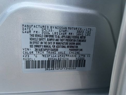 Used 2015 Nissan Sentra SV w/ Navigation Package FWD image 30