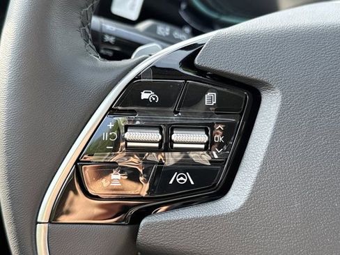 New 2026 Kia Niro EX FWD image 32