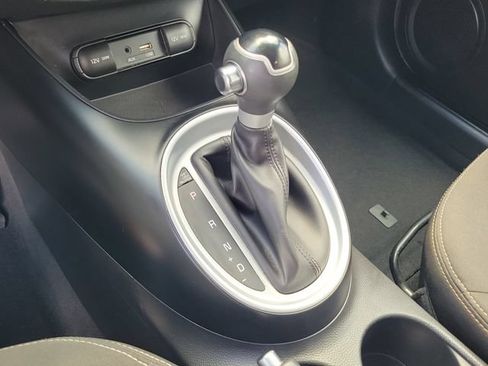 Used 2019 Kia Soul FWD image 28