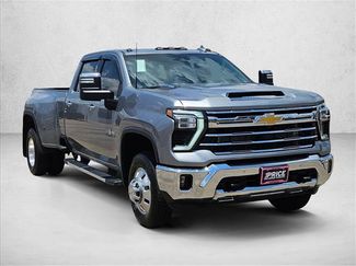 Used 2026 Chevrolet Silverado 3500 LTZ w/ LTZ Texas Edition AWD/4WD video 3
