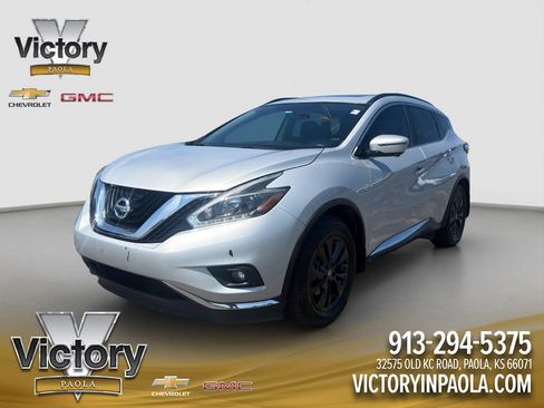 Used 2018 Nissan Murano SV w/ Premium Package FWD image 1