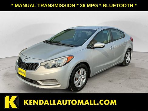 Used 2015 Kia Forte LX FWD image 1