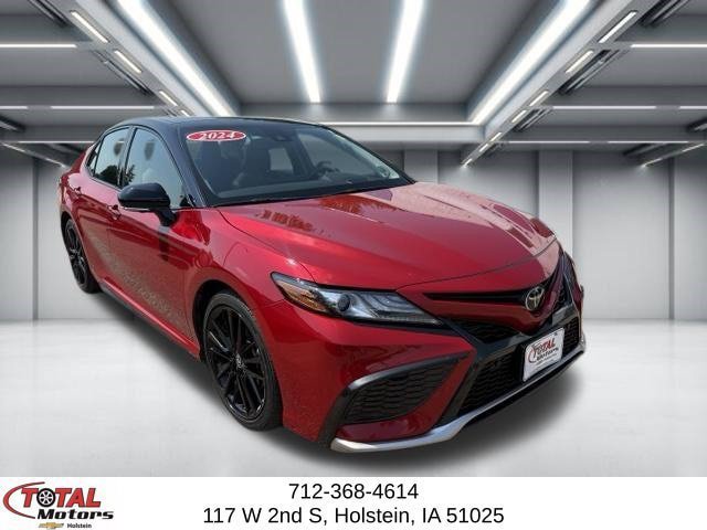 Used 2024 Toyota Camry XSE w/ Navigation Package FWD image 2