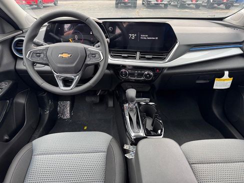 New 2026 Chevrolet Trax LT w/ Driver Confidence Package image 6