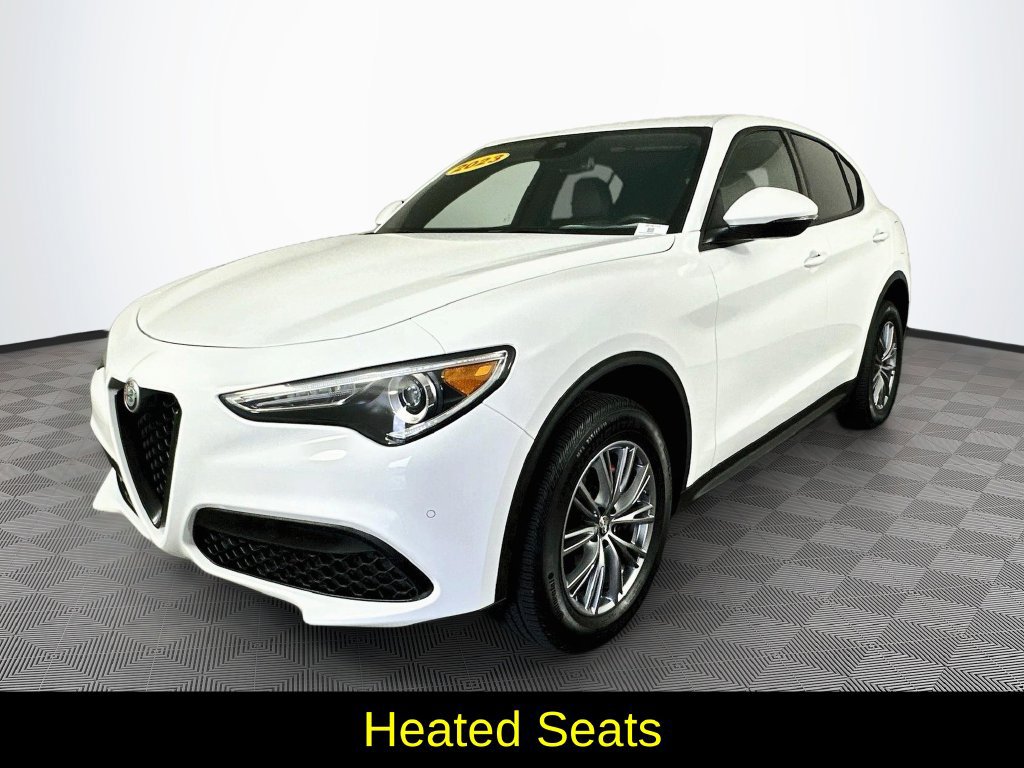 Used 2023 Alfa Romeo Stelvio Sprint AWD/4WD image 5