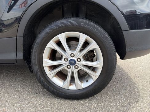 Used 2019 Ford Escape SEL FWD image 15