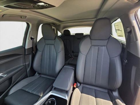 New 2025 Audi Q5 Premium Plus image 15