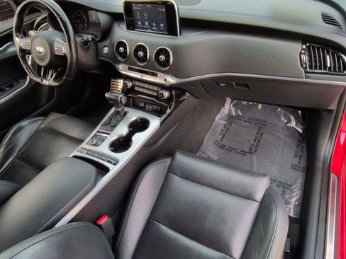 Used 2019 Kia Stinger GT image 30