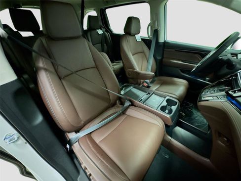 New 2026 Honda Odyssey Touring image 29