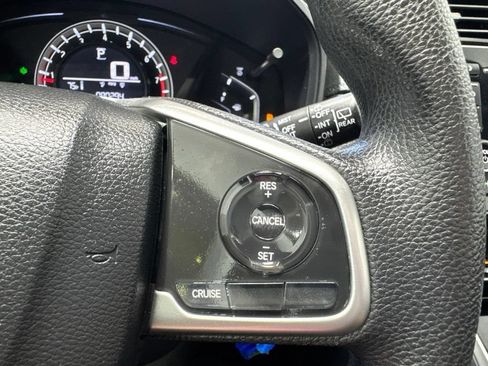 Used 2019 Honda CR-V LX image 14