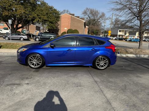Used 2013 Ford Focus ST image 3