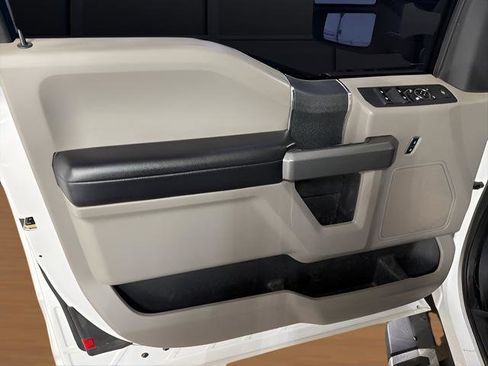 Used 2017 Ford F250 XLT w/ XLT Value Package image 10