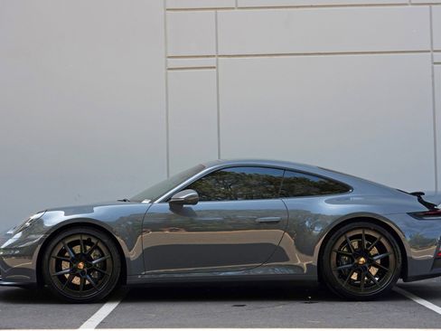Used 2025 Porsche 911 Carrera w/ Premium Package RWD image 9