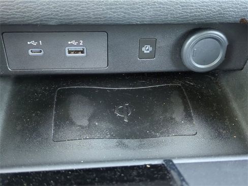 Used 2022 Mitsubishi Outlander SE image 23