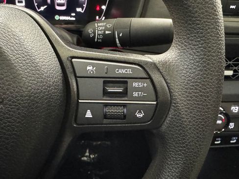 Used 2025 Honda Accord SE image 25