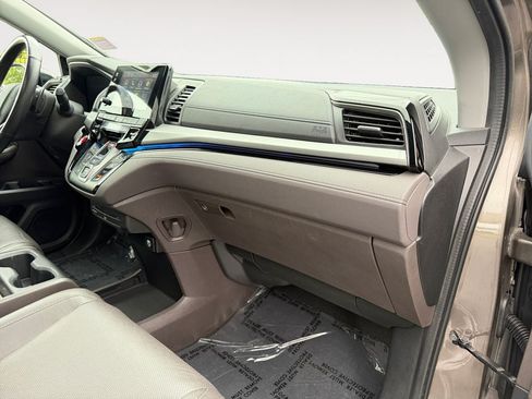Used 2018 Honda Odyssey Elite image 26