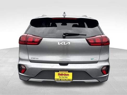 Certified 2022 Kia Niro LXS image 7