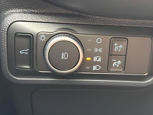 New 2026 Ford Explorer Active w/ Active Comfort Package AWD/4WD image 10