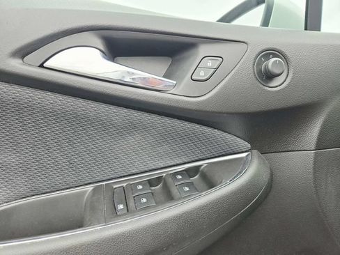 Used 2016 Chevrolet Cruze LS FWD image 19