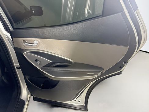 Used 2018 Hyundai Santa Fe Sport w/ 2.4L Value Package 02 FWD image 28