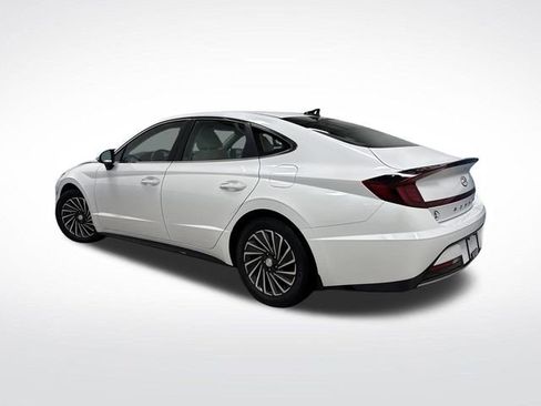 Used 2022 Hyundai Sonata SEL image 3