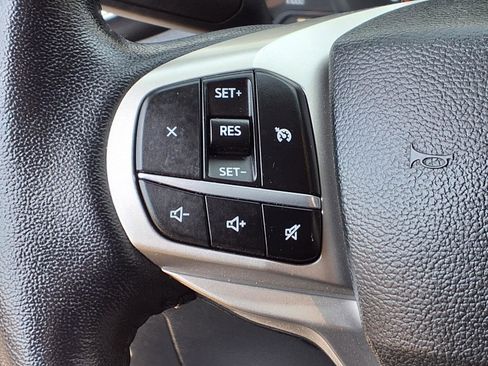 Certified 2022 Ford Explorer XLT w/ Equipment Group 202A image 24