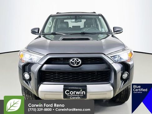 Used 2018 Toyota 4Runner TRD Off-Road Premium w/ Convenience Package image 2