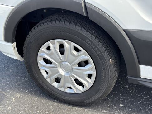 Used 2024 Ford Transit 350 XLT image 25