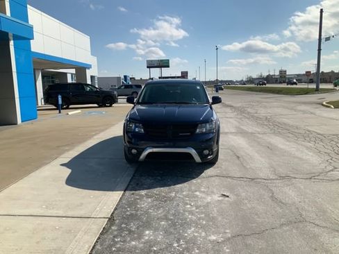 Used 2017 Dodge Journey Crossroad image 3